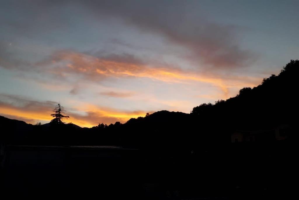 Casa Vacanze La Cicala Pontremoli Bagian luar foto