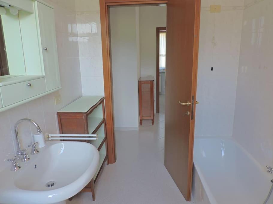 Casa Vacanze La Cicala Pontremoli Bagian luar foto
