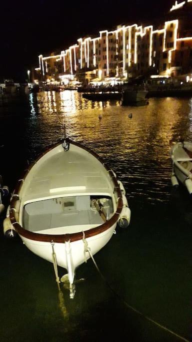 Casa Vacanze La Cicala Pontremoli Bagian luar foto